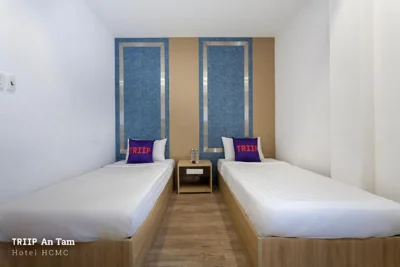Chambre Deluxe avec lits jumeaux — Mays Hotel- Ben Thanh